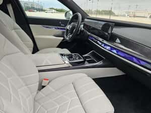 BMW 740d xDrive MHEV, Extra Full, Hybrid — miniatura 7