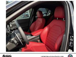 Alfa Romeo Giulia Veloce Q4, 280 CP, 2024, 15.990 km, Automată — miniatura 2