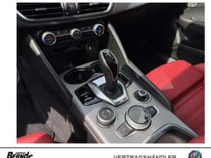 Alfa Romeo Giulia Veloce Q4, 280 CP, 2024, 15.990 km, Automată — miniatura 6