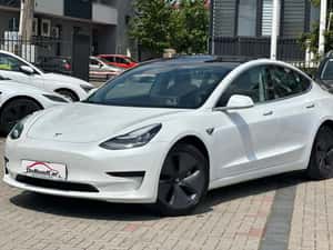 Tesla Model 3 Berlină, 2020, 32.990 EUR — miniatura 1