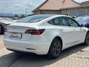 Tesla Model 3 Berlină, 2020, 32.990 EUR — miniatura 4
