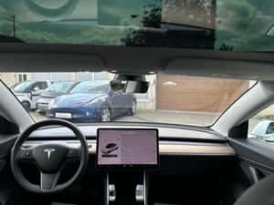 Tesla Model 3 Berlină, 2020, 32.990 EUR — miniatura 6