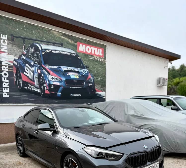 BMW seria 2 Gran Coupe 220d , an 2020 — fotografie 1 din 10