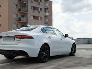 Jaguar XE P250s - 250 CP - 71.000 km. — miniatura 6