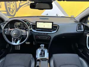 KIA XCeed - Plug-in hybrid import 2021, cu tehnologie avansată — miniatura 4