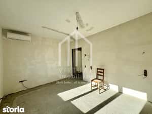 Apartament cu 3 camere, 56mp utili+balcon, etaj 2/3, Bl. Victoriei — miniatura 4