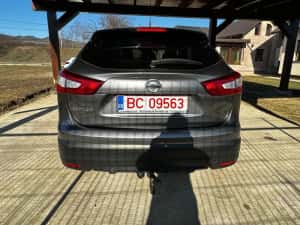 Nissan Qashqai Tekna 4x4 1.6 DCI — miniatura 2