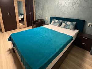 1 camera 35 mp mob si utilat complet zona liceul  negruzzi 350 euro — miniatura 2