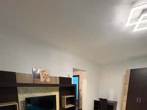 1 camera 35 mp mob si utilat complet zona liceul  negruzzi 350 euro — miniatura 4