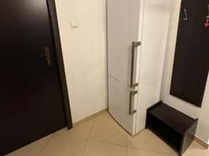 1 camera 35 mp mob si utilat complet zona liceul  negruzzi 350 euro — miniatura 5