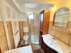 Apartament cu 2 camere de închiriat în zona UTA — miniatura 3
