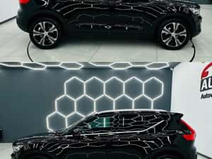 VOLVO XC40 MOMENTUM PRO — miniatura 5
