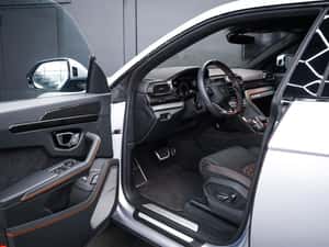 Vând Lamborghini Urus 2023, 650 cp, 41.000 km, Gri — miniatura 5