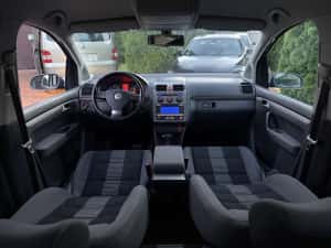 VW TOURAN 1.9tdi* 105 cp*2009* IMPECABIL!!! — miniatura 4