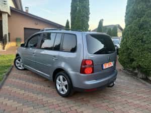 VW TOURAN 1.9tdi* 105 cp*2009* IMPECABIL!!! — miniatura 8