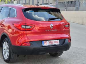 Renault Kadjar 1.5 dCi – SUV modern și economic — miniatura 4
