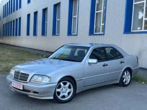 Mercedes C 220 CDI SPORT fara rugina (unic propietar ) — miniatura 2