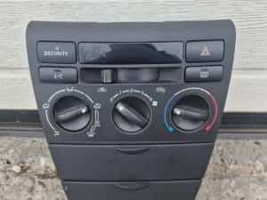 Panou Comanda Ac/Căldură Toyota Corolla E12.  2001-2006. Volan stinga. — miniatura 5