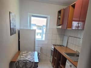 Inchiriez apartament 1 camera, Martirilor/ C.Prezan — miniatura 4
