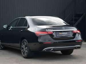 Mercedes-Benz E 300de 4Matic Avantgarde — miniatura 6