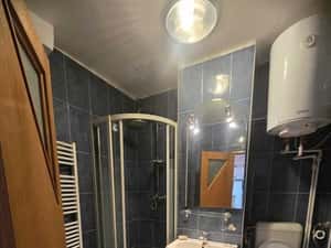 Proprietar inchiriez 4 camere Mosilor — miniatura 6