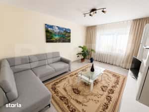 Apartament de 3 camere, 71 mp, zona Nicolina 2 — miniatura 3