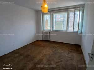 2 camere 55 mp metrou Stefan Cel Mare — miniatura 2