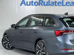 Skoda Octavia 2021, Hibrid, 126.156 km — miniatura 4