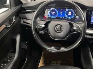 Skoda Octavia 2021, Hibrid, 126.156 km — miniatura 5
