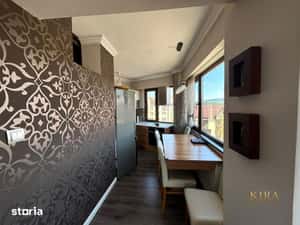 Apartament De Inchiriat Cu 3 Camere, Zona Centrala — miniatura 5