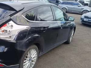Dezmembrari / Dezmembrez Ford Focus 3 1.6 TDCI T1DA cutie viteze manuala cod culoare Panther Black — miniatura 7