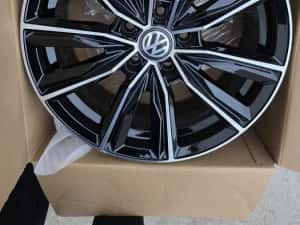 Jante de aliaj pentru vw pe 17 marca silver line model Akron — miniatura 8