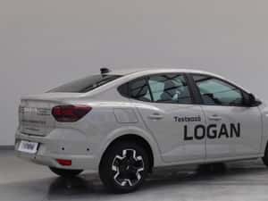 Dacia Logan 2026 - 17.800 EUR — miniatura 2