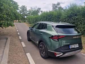 Kia Sportage 2023, 72.000 km, 180 cp, Benzină, SUV