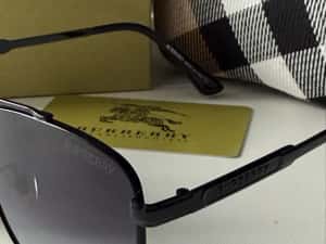 Ochelari De Soare Burberry Premium Quality — miniatura 4