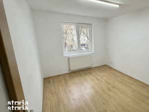 Apartament 4 camere Crangasi — miniatura 3
