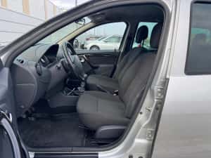 Dacia Duster 1.5 dci / 110 cp 4x4 An 2011 cu doar 34.000 km reali — miniatura 6