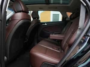 HYUNDAI TUCSON ~ LIMITED EDITION ~ 4x4 — miniatura 7