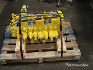 Distribuitor hidraulic pentru Excavator Komatsu
