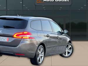 Peugeot 308 ALLURE Manuală 130 HP Benzină — miniatura 3
