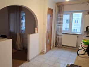 Vand apartament 4 camere