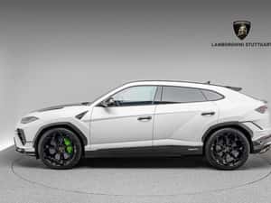 Lamborghini Urus Automată 666 HP Benzină — miniatura 3