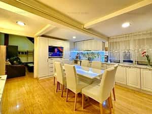 Apartament de 4 camere, 105mp, etaj intermediar, parcare, zona Oasului — miniatura 1