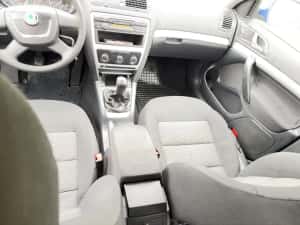 Skoda Octavia 2Facelift din 2009 de 1,9 Disel — miniatura 6