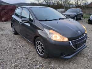An 2013/Peugeot 208/Euro5/1.0B — miniatura 2
