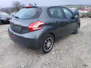 An 2013/Peugeot 208/Euro5/1.0B — miniatura 5