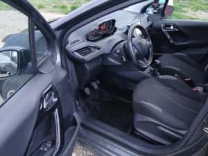 An 2013/Peugeot 208/Euro5/1.0B — miniatura 6