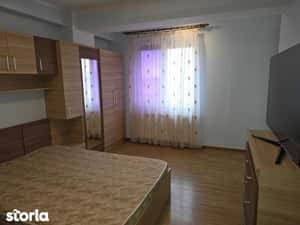Apartament cu trei camere modern si spatios in bloc nou in Teilor — miniatura 4