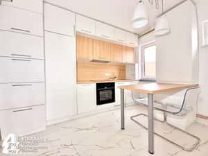 Apartament 2 camere Podgoria, decomandat, 60 mp, mobilat +termoteca — miniatura 1