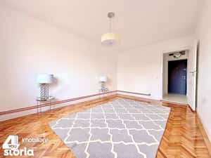 Apartament 2 camere Podgoria, decomandat, 60 mp, mobilat +termoteca — miniatura 5